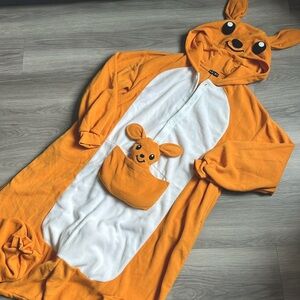 🛍️ Kangaroo Jumpsuit